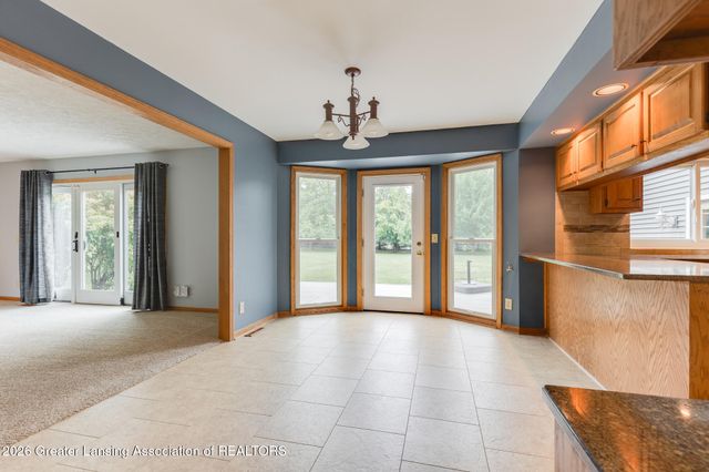 4115 W Howe Road, Dewitt, MI 48820