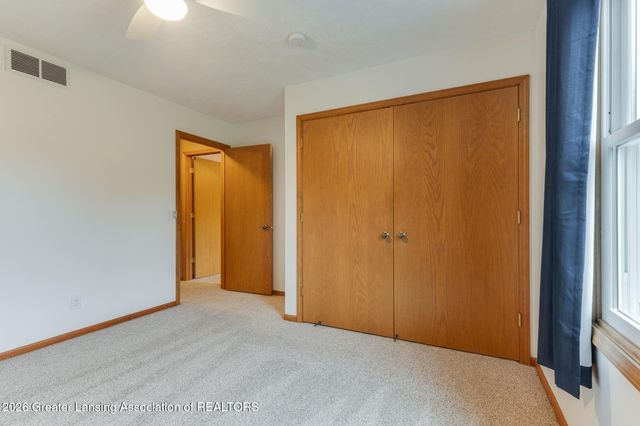 4115 W Howe Road, Dewitt, MI 48820