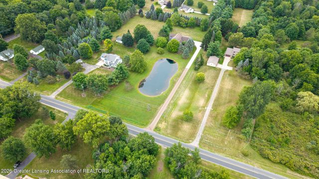 4115 W Howe Road, Dewitt, MI 48820