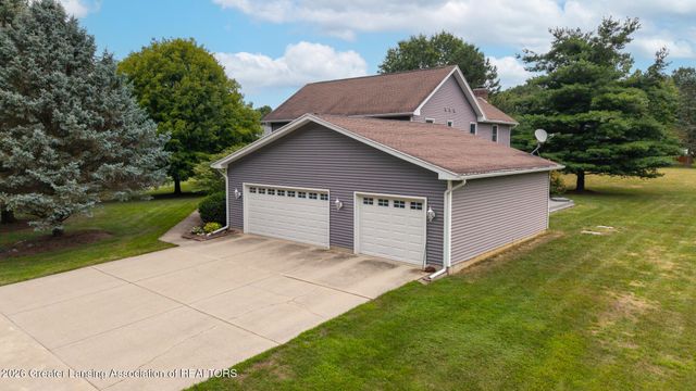 4115 W Howe Road, Dewitt, MI 48820