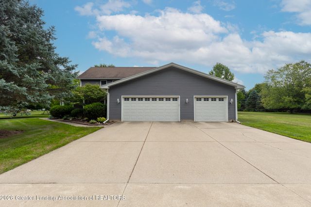 4115 W Howe Road, Dewitt, MI 48820
