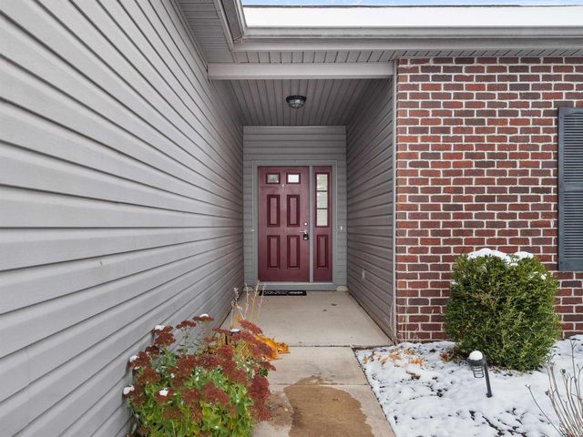 11015 Yalumba Pass, Roanoke, IN 46783