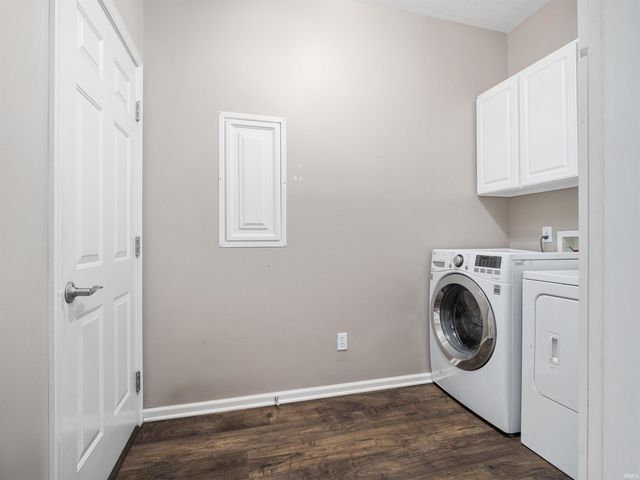 11015 Yalumba Pass, Roanoke, IN 46783