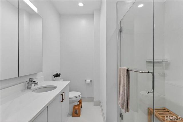 3842 Olive Street B-1, St Louis, MO 63108