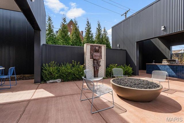 3842 Olive Street B-1, St Louis, MO 63108