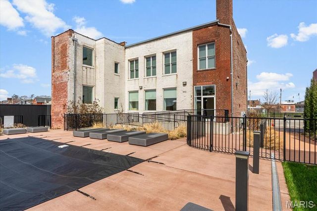 3842 Olive Street B-1, St Louis, MO 63108