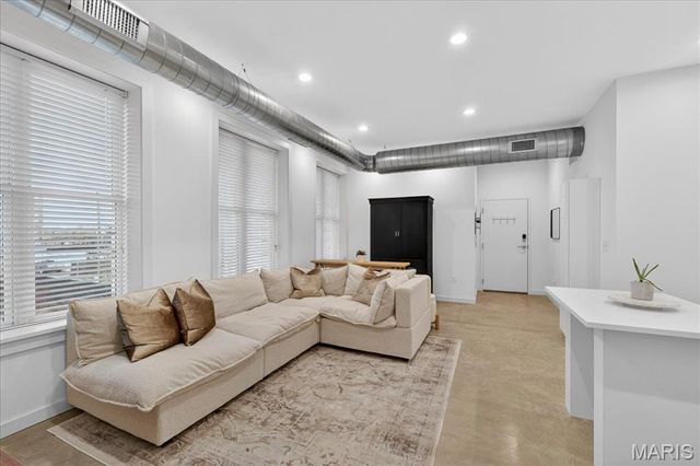 3842 Olive Street B-1, St Louis, MO 63108