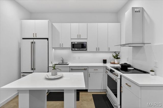 3842 Olive Street B-1, St Louis, MO 63108