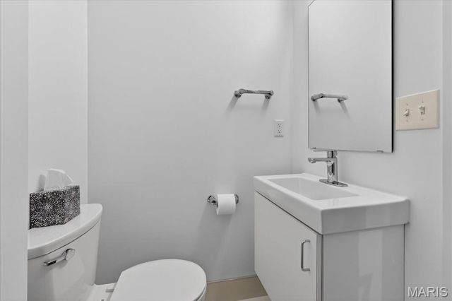 3842 Olive Street B-1, St Louis, MO 63108