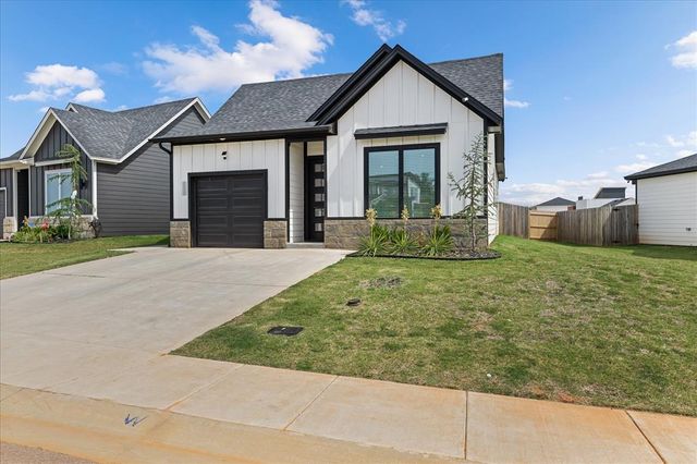 2621 Crescent Avenue, Oklahoma City, OK 73120