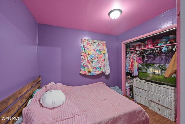 960 Willow Avenue, Toledo, OH 43605