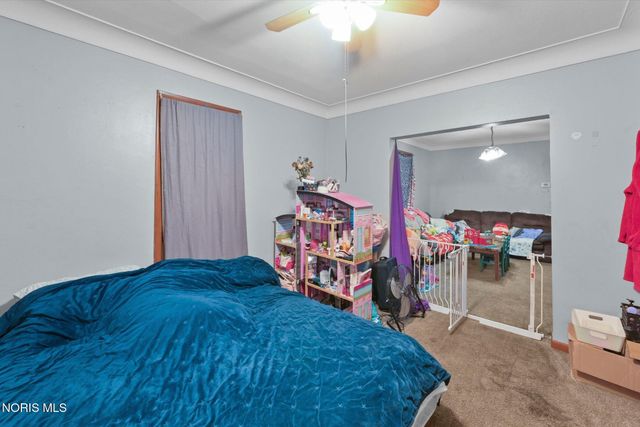 960 Willow Avenue, Toledo, OH 43605
