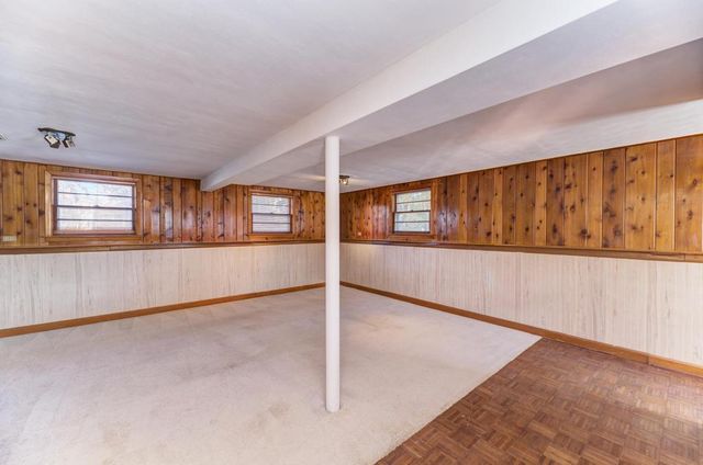 28W313 Batavia Road, Warrenville, IL 60555