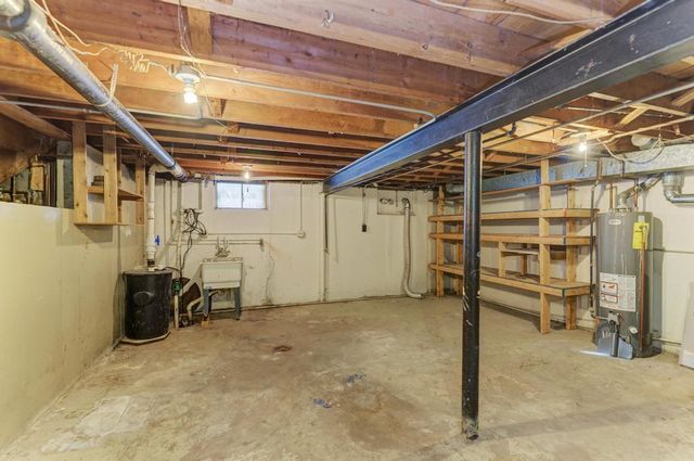 28W313 Batavia Road, Warrenville, IL 60555