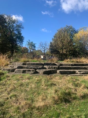 28W313 Batavia Road, Warrenville, IL 60555