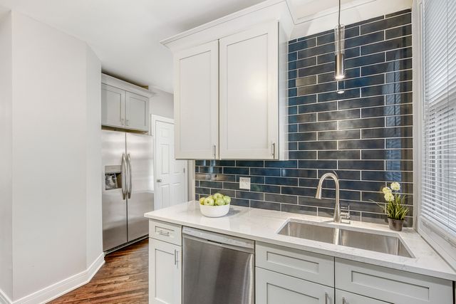 1837 W 104th Street, Chicago, IL 60643