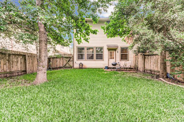 87 N Burberry Park Circle, The Woodlands, TX 77382