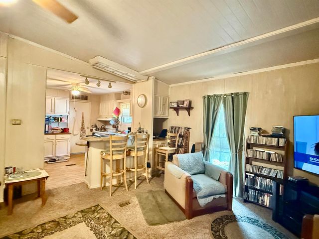 217 Hilltop Rd, Hallsville, TX 75650