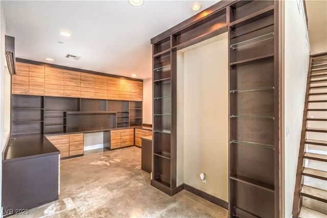 1448 Canyon Ledge Court, Las Vegas, NV 89117