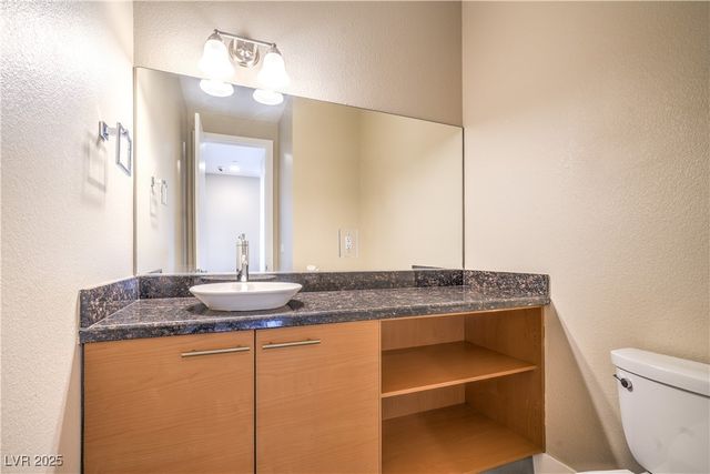 1448 Canyon Ledge Court, Las Vegas, NV 89117