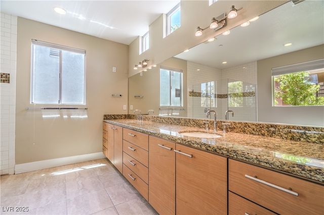 1448 Canyon Ledge Court, Las Vegas, NV 89117