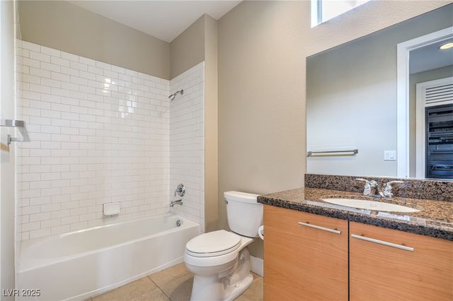 1448 Canyon Ledge Court, Las Vegas, NV 89117