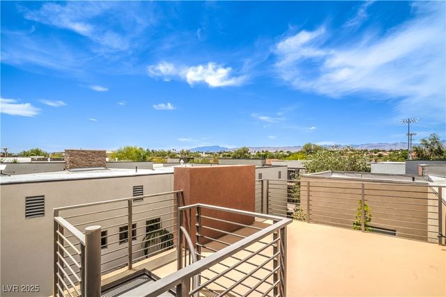 1448 Canyon Ledge Court, Las Vegas, NV 89117