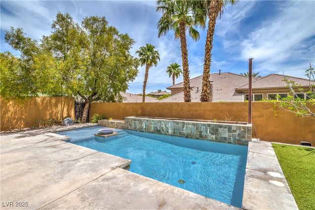 1448 Canyon Ledge Court, Las Vegas, NV 89117