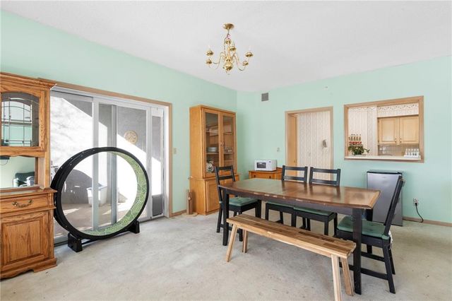 17800 E Bolger Road 101, Independence, MO 64055