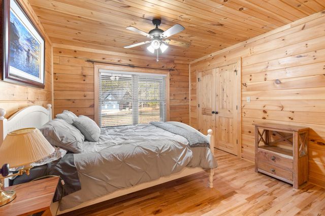 176 Rivers Edge Lane, Benton, TN 37307