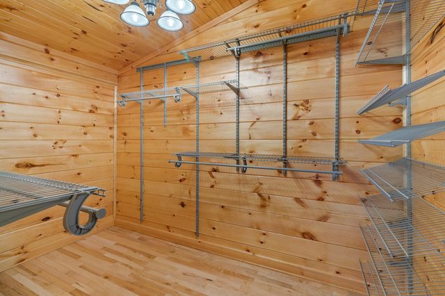 176 Rivers Edge Lane, Benton, TN 37307