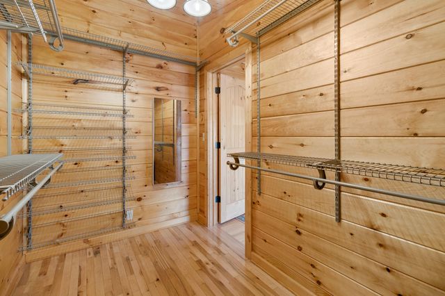 176 Rivers Edge Lane, Benton, TN 37307