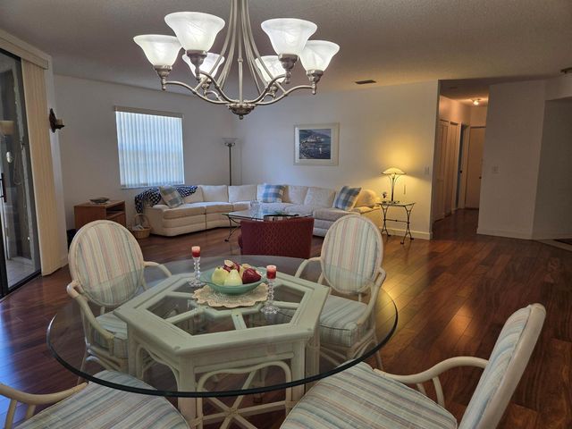 5135 Floria Drive G, Boynton Beach, FL 33437
