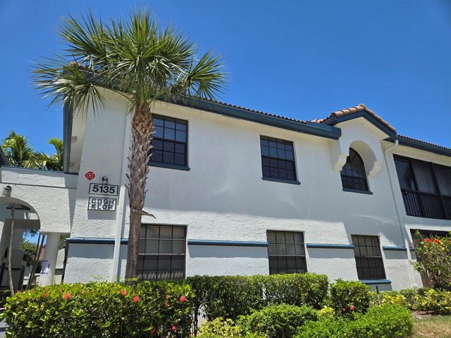 5135 Floria Drive G, Boynton Beach, FL 33437
