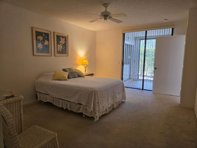 5135 Floria Drive G, Boynton Beach, FL 33437