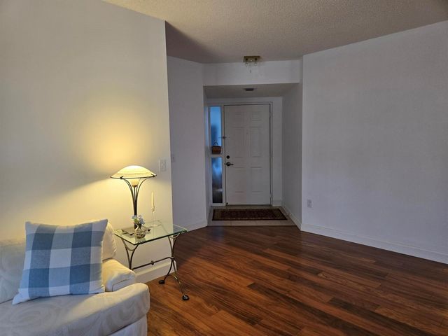 5135 Floria Drive G, Boynton Beach, FL 33437