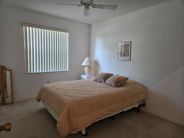 5135 Floria Drive G, Boynton Beach, FL 33437