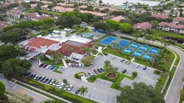 5135 Floria Drive G, Boynton Beach, FL 33437