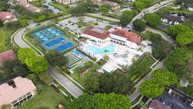 5135 Floria Drive G, Boynton Beach, FL 33437