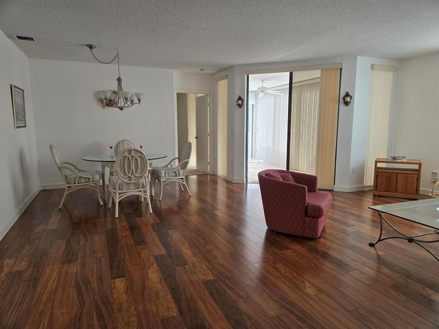 5135 Floria Drive G, Boynton Beach, FL 33437