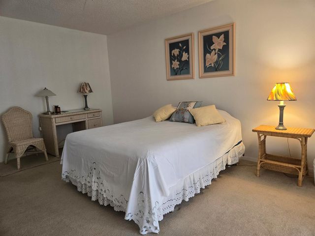 5135 Floria Drive G, Boynton Beach, FL 33437