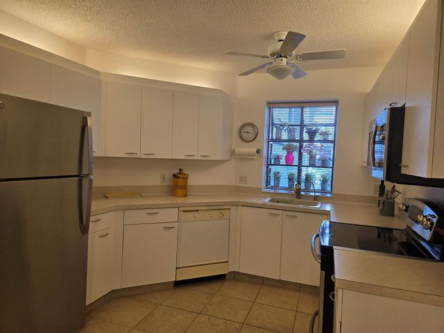 5135 Floria Drive G, Boynton Beach, FL 33437