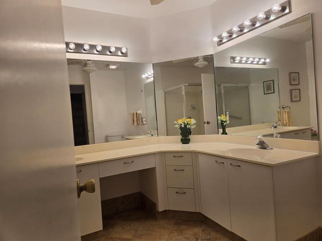 5135 Floria Drive G, Boynton Beach, FL 33437