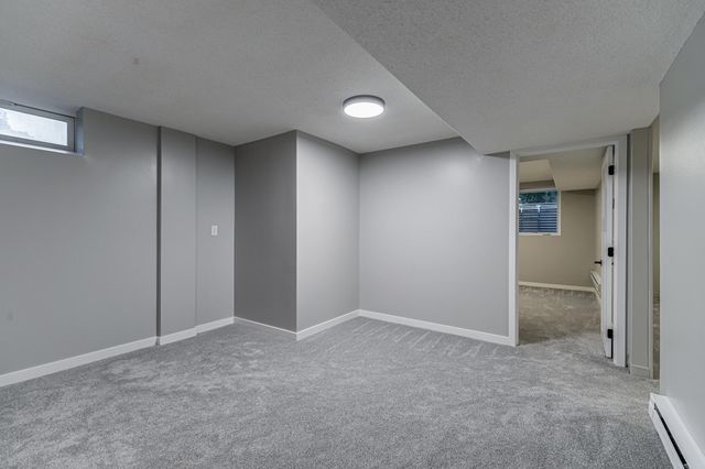 715 Logan Avenue N, Minneapolis, MN 55411