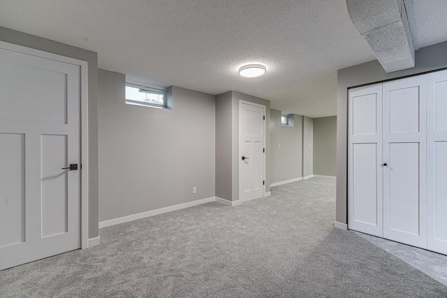 715 Logan Avenue N, Minneapolis, MN 55411