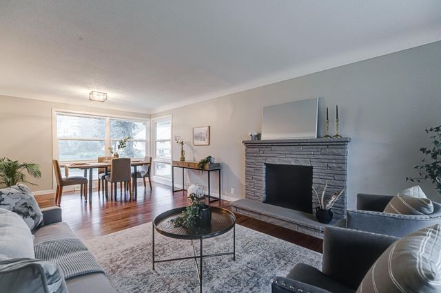 715 Logan Avenue N, Minneapolis, MN 55411
