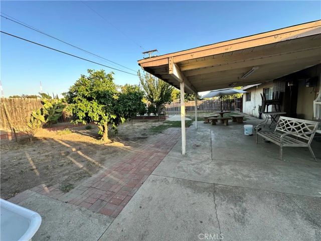 7065 Buchanan, San Bernardino, CA 92404