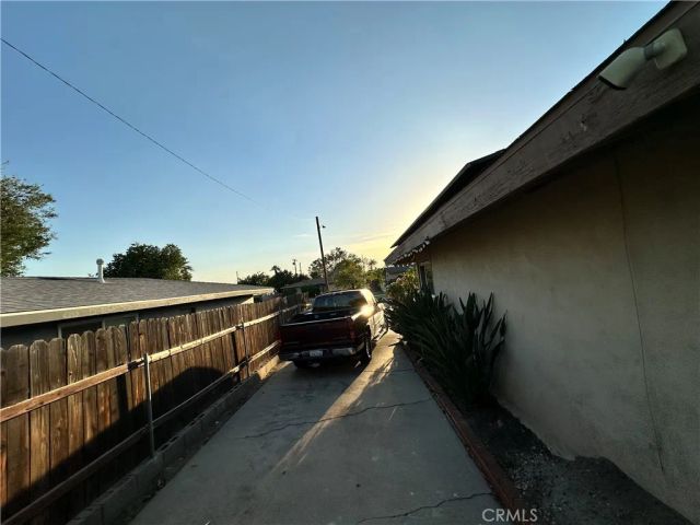 7065 Buchanan, San Bernardino, CA 92404