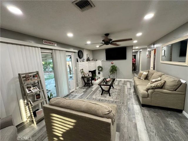 7065 Buchanan, San Bernardino, CA 92404