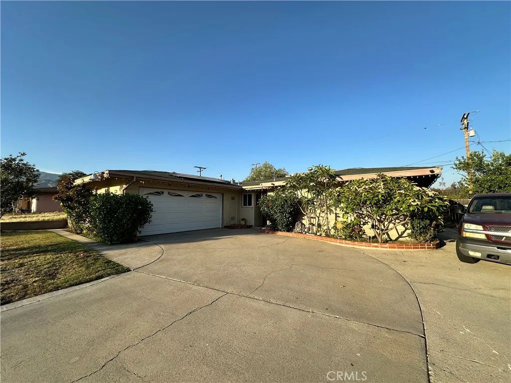 7065 Buchanan, San Bernardino, CA 92404